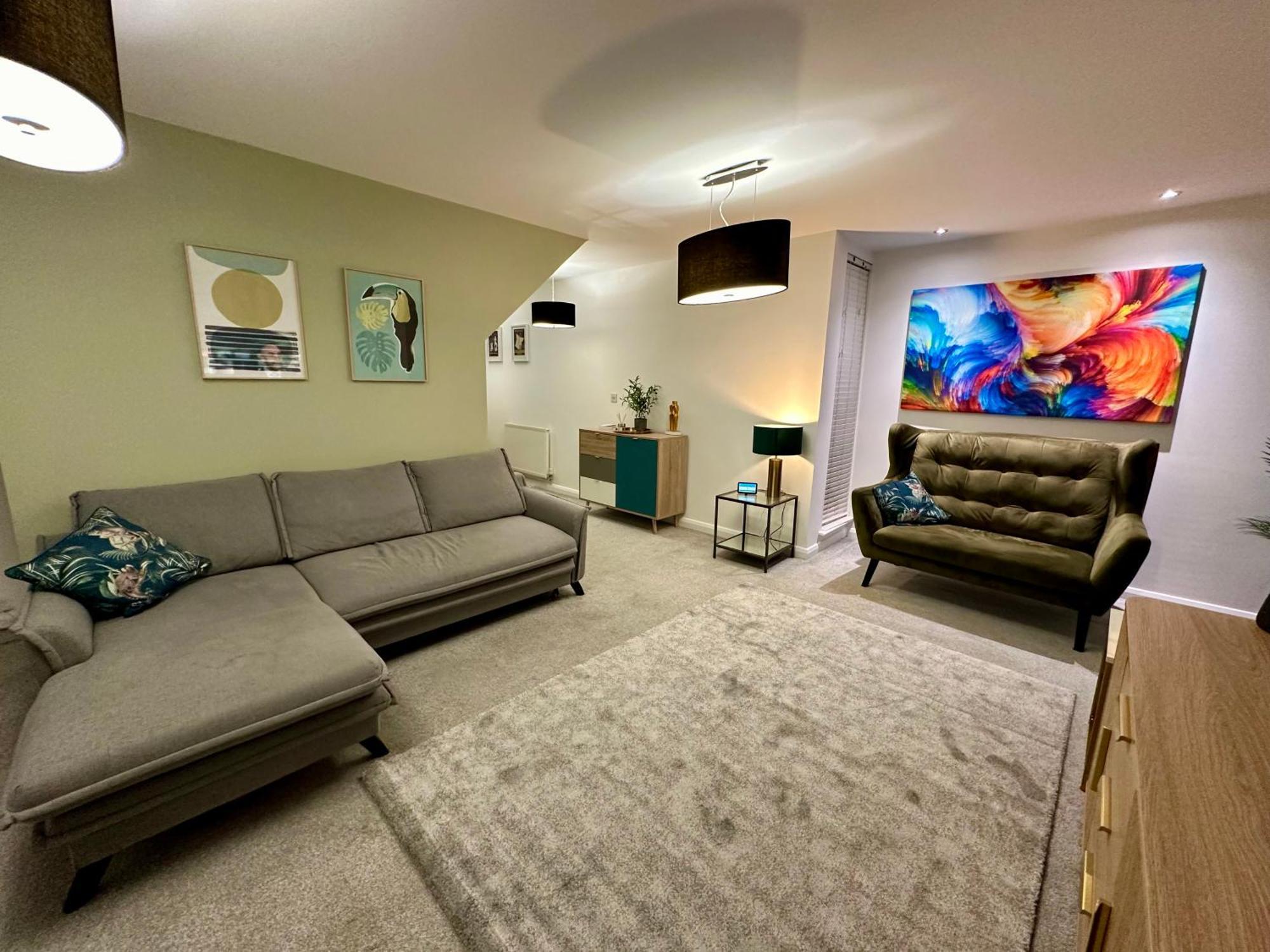 Ao & Etihad Stadium 6 Guest Stay- 3 Bedroom Central House With Parking & Wi Fi Manchester Exterior photo
